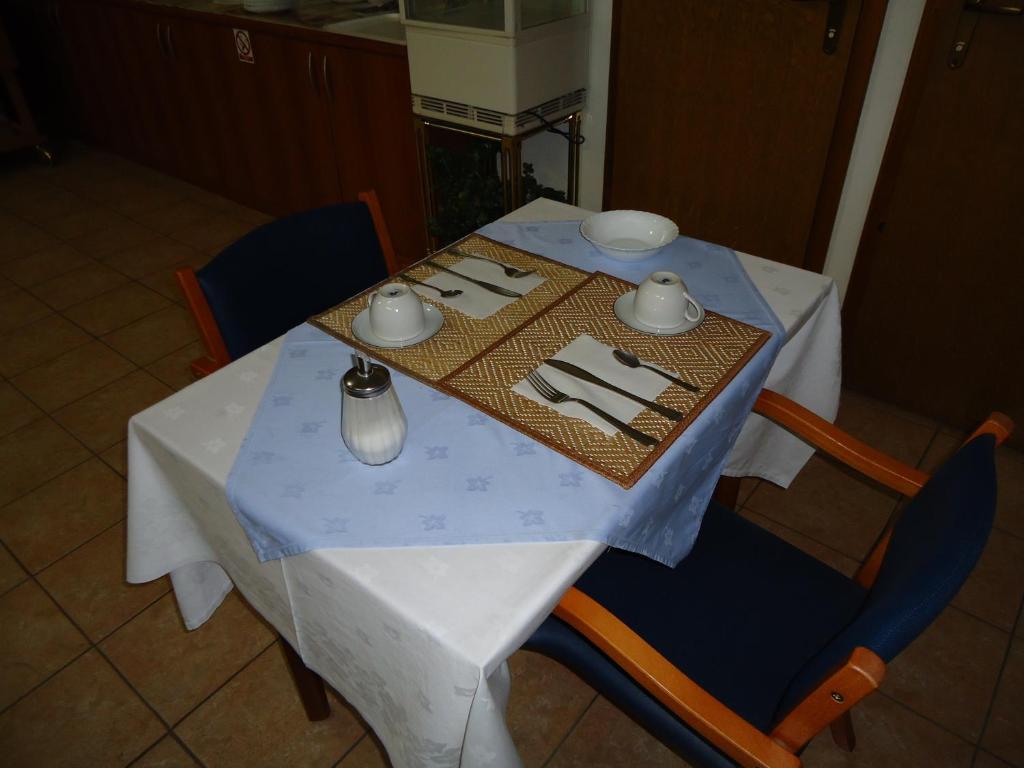 Bed and Breakfast Pansion Antonio Славонски-Брод Экстерьер фото